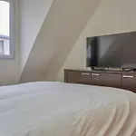 Amazing Place 4 Person Paris 8