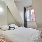 Amazing Place 4 Person Paris 8
